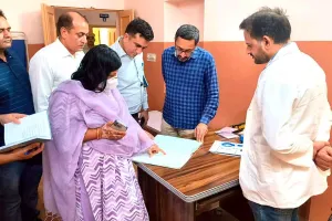Surprise inspection: संभागीय आयुक्त की क्लास में पास नहीं हो पाए कई अधिकारी!