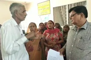 MNREGA Workers Protest: मनरेगा श्रमिकों का जिला परिषद कार्यालय पर प्रदर्शन