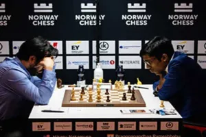 Norway Chess: नॉर्वे शतरंज में वैशाली को बढ़त, प्रागनानंदा हार को विवश