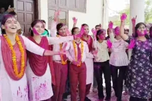 शत-प्रतिशत रहा रत्नदीप मॉडल स्कूल विज्ञान-कला वर्ग का परीक्षा परिणाम