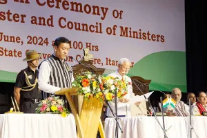 Pema Khandu takes oath as CM: 11 मंत्रियों के साथ ली पेमा खांडू ने तीसरी बार अरूणाचल के सीएम के रूप में शपथ