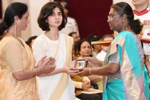 ‘Next of Kin’ Policy : शहीद कैप्टन के माता-पिता ने कहा- ‘‘पत्नी को अधिकांश अधिकार, हमारे पास क्या?’’