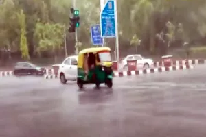 Delhi Rain : आईएमडी ने दिल्ली को किया अलर्ट, आज और कल बड़े भारी!