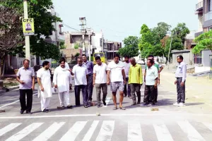 40 लोगों ने कॉलोनी में घुसकर किया ‘हंगामा’, चार युवक हिरासत में