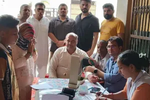 थाना कलां में लगाया फ्री हेल्थ चेकअप कैंप