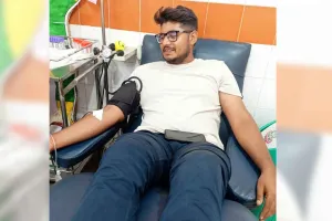 गोहाना के डेरा श्रद्धालु ने मरीज के लिए किया रक्तदान