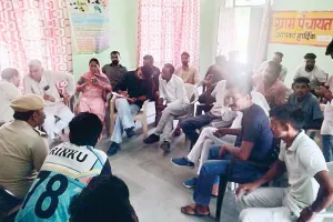 Villagers Protests: नशे के सौदागरों के खिलाफ कार्रवाई न करने से आक्रोशित ग्रामीणों का पुलिस को दो दिन का अल्टीमेटम