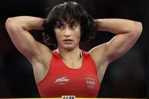 Vinesh Phogat News ‘‘वे नहीं चाहते थे कि विनेश पदक जीते। मुझे पता था कि कुछ गड़बड़ है’’