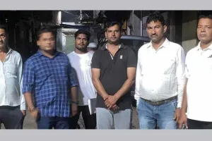 मॉर्निंग रेड में 16 घरों में पकड़ी बिजली चोरी, हड़कंप