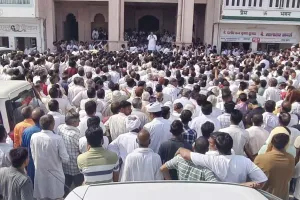बेटे भव्य की मामूली अंतर से हार के बाद जनता के सामने भावुक हुए कुलदीप बिश्नोई
