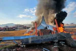 South Korea Plane Crash: दक्षिण कोरिया में विमान में लगी आग, 62 की मौत!