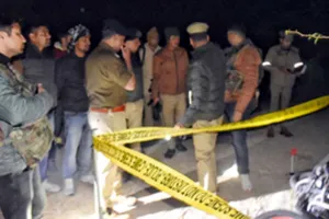 Lucknow Bank Robber Encounter: लखनऊ बैंक लूट के दो बदमाशों को पुलिस ने एनकाउंटर में किया ढेर