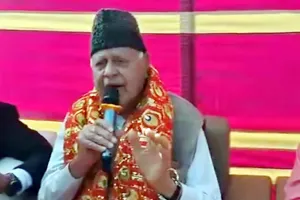 Farooq Abdullah Song: पूर्व मुख्यमंत्री फारूक अब्दुल्ला ने कटरा में गाया ‘तूने मुझे बुलाया शेरावालिये’! वीडियो सोशल!