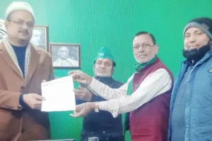 किसान नेता ने की कुत्तों की नसबंदी रोके जाने की मांग