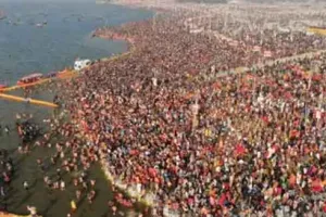 Maha Kumbh Stampede Case: महाकुंभ भगदड़ में 30 श्रद्धालुओं की हुई मौत, प्रशासन ने की पुष्टि