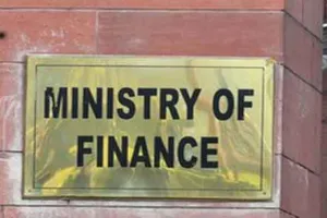 ChatGPT News: वित्त मंत्रालय की चेतावनी, चैटजीपीटी और डीपसीक इस्तेमाल न करें कर्मचारी!