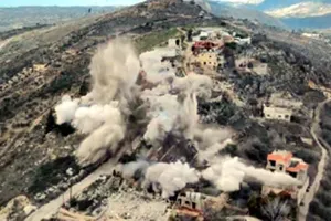 Israel Air Strikes: युद्धविराम लागू पर इजराइल नहीं माना, लेबनान पर दागे हवाई हमले
