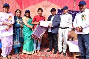 कन्या कॉलेज में वार्षिक खेल प्रतियोगिता का समापन