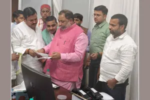 स्याना में रोड़वेज बस अडडा बनाये जाने को लेकर परिवहन मंत्री से मिले अपना दल एस के जिलाध्यक्ष