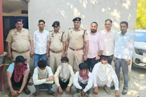 सवा करोड़ की नकली अंग्रेजी शराब का जखीरा बरामद, फैक्ट्री का भंडाफोड़