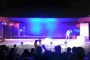Gurugram: नृत्य, नाटक व हास्य कार्यक्रमों में ठहाकों के लिए तरस गया है ओपन एयर थियेटर