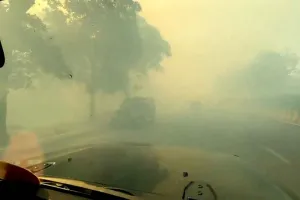 Noida Fire News: नोएडा डंपिंग यार्ड में लगी भयंकर आग, बुझाने में लग सकता है 4-5 दिन का समय