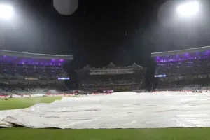 KKR vs PBKS IPL 2025: कोलकाता और पंजाब के मैच में प्राकृतिक आपदा बनी मुसीबत, पंजाब का 201 रनों का विशाल स्कोर गया ख़राब