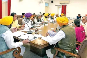 Mukhyamantri Tirth Yatra Yojana: मुख्यमंत्री तीर्थ यात्रा योजना को मंजूरी, 100 करोड़ का बजट मंजूर