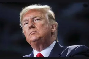 Trump’s Tariff News: ट्रंप ने फार्मा इंडस्ट्री को दी टैरिफ सम्बन्धी ये चेतावनी, इंडस्ट्री में हड़कंप