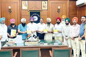 पीआरटीसी के ड्राईवर-कडंक्टर की सूझबूझ से बस में हुई महिला की सुरक्षित ‘डिलवरी’