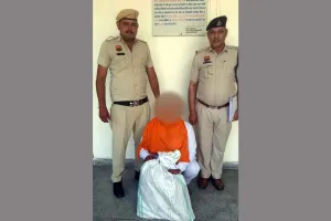 Afeem ki Kheti: घर में कर रखी थी अफीम की खेती, 143 पौधे बरामद, एक काबू