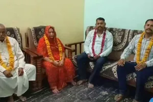 Indian Mayor in British Town: यूपी के इस छोटे से गांव के लाल ने ब्रिटेन में रचा इतिहास, बने मेयर