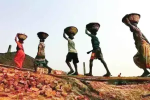 Labour Day 2025: श्रमिक शक्ति ही है भारत की असली ताकत