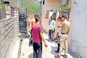 पिंजौर में अज्ञात युवकों ने तीन घरों में घुसकर किया जानलेवा हमला, दो गंभीर