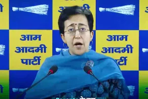 AAP’s Atishi: प्राइवेट स्कूल फीस वसूली को लेकर ‘आप’ ने भाजपा पर लगाए ये गंभीर आरोप!