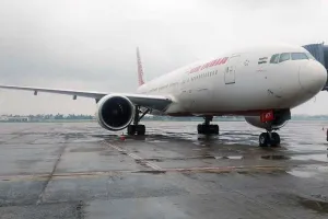 Air India flight cancelled: एक बार फिर एयर इंडिया उड़ान को बीच रास्ते से लौटना पड़ा, यात्रियों को दी गई सहायता