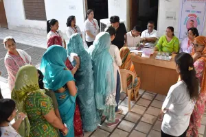 Blood Test Camp: रक्त जांच शिविर में 90 महिलाओं की जांच