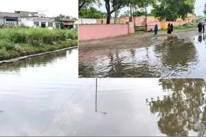 सीएचसी के सामने तालाब बन गई सड़क, मरीज हलकान