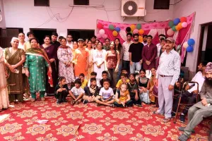 दिव्यांग बच्चो ने भी जाना तीज पर्व का महत्व