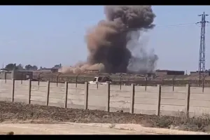 Israel Attack Syria Headquarters: इज़राइल ने सीरियाई रक्षा मंत्रालय मुख्यालय पर की गोलाबारी
