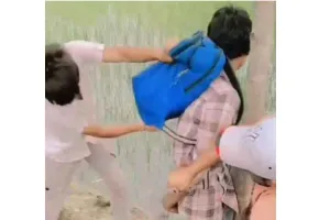 वाईजी गैंग के गुर्गों ने किशोर को जमकर पीटा, वीडियो वायरल