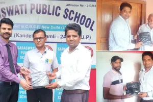 सच कहूँ के विजेता पाठकों को वितरित किये गए उपहार