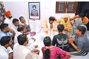 कैथल पहुंचे मुख्यमंत्री नायब सिंह सैनी ने शहीद जवान संजय सिंह को दी श्रद्धांजलि