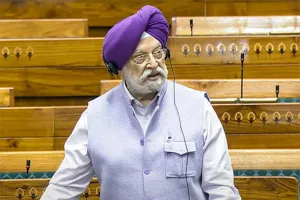 Ujjwala Yojana 2025: पीएम उज्ज्वला योजना से सशक्त होती महिलाएं: ऊर्जा क्षेत्र में भारत की प्रगति