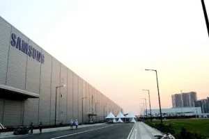 Samsung Manufacturing: सैमसंग ने ग्रेटर नोएडा स्थित फैक्ट्री में लैपटॉप का निर्माण किया शुरू
