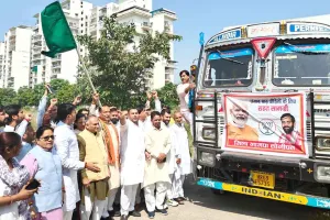 प्रदेश अध्यक्ष बडौली ने पंजाब के बाढ़ पीडि़तों के लिए राहत सामग्री से भरा ट्रक किया रवाना