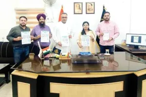 WhatsApp QR Code: पंजाब में पहली बार लोग सीधे क्यूआर कोड स्कैन कर दर्ज कर सकेंगे शिकायतें