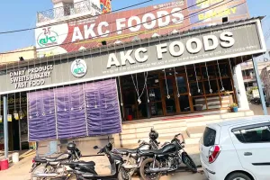 एकेसी फूड: सैकड़ों लोगों के रोजगार का सबब बनी युवा जिद्द