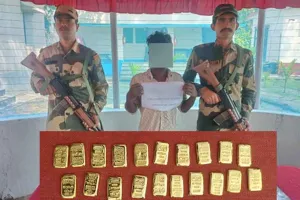 Gold Smuggler Arrested: भारत-बांग्लादेश बॉर्डर पर बीएसएफ को मिली बड़ी सफलता, करोड़ों के सोने के साथ तस्कर गिरफ्तार