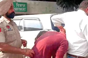 मोटरसाइकिल सवारों से हैंड ग्रेनेड बरामद, एक फरार, दूसरा साथी काबू